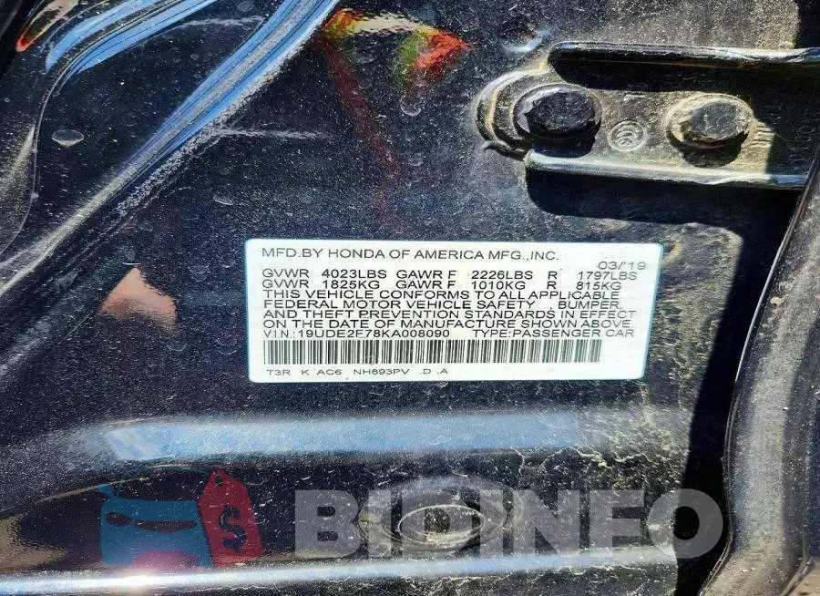 19UDE2F78KA008090 Photo# 12