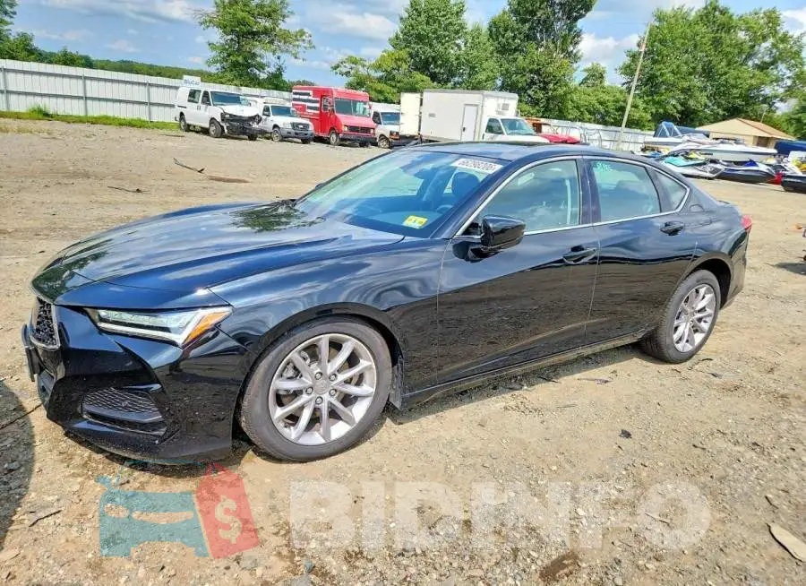 19UUB6F32MA010742 Photo# 1