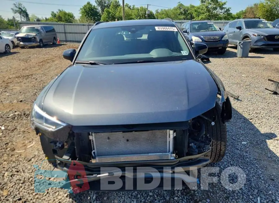 WA1EECF30S1054688 Photo# 5