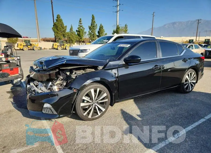 1N4BL4CV5NN424692 Photo# 1