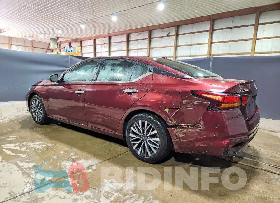 1N4BL4DV9SN390797 Photo# 2