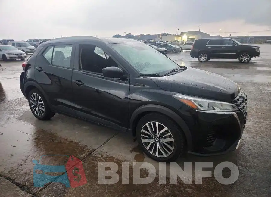 3N1CP5CV8ML532119 Photo# 4