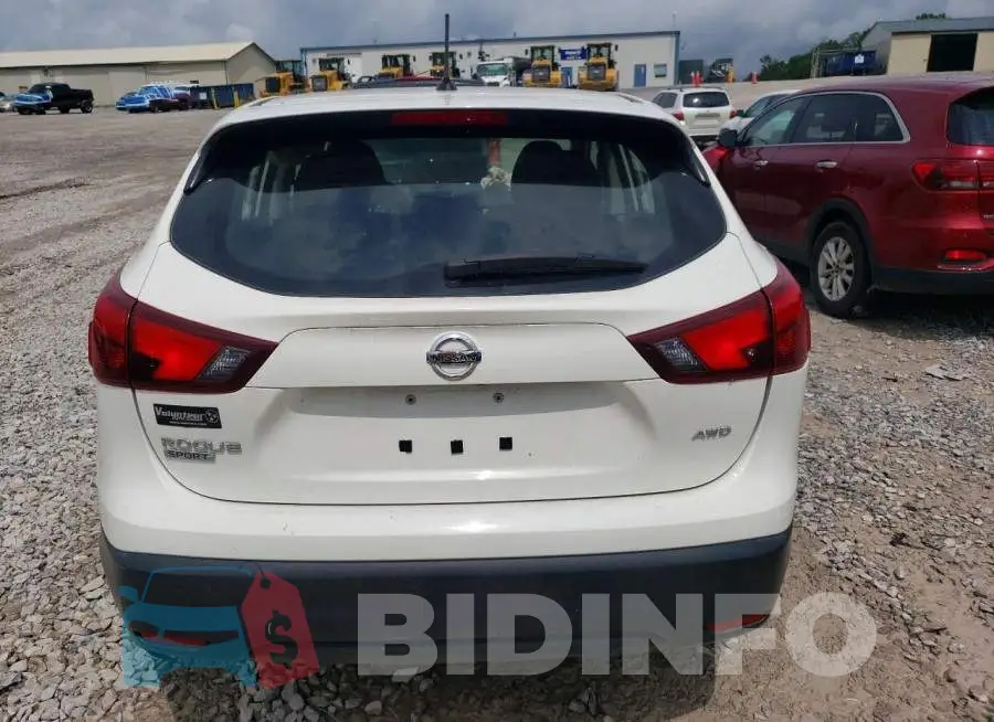 JN1BJ1CR4HW142787 Photo# 6