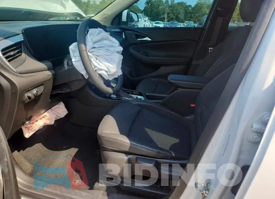 KL4AMBSL3TB117831 Photo# 7