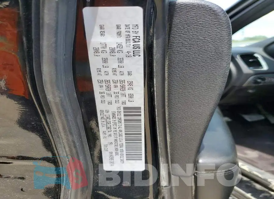 1C4RDJDG8JC386174 Photo# 13