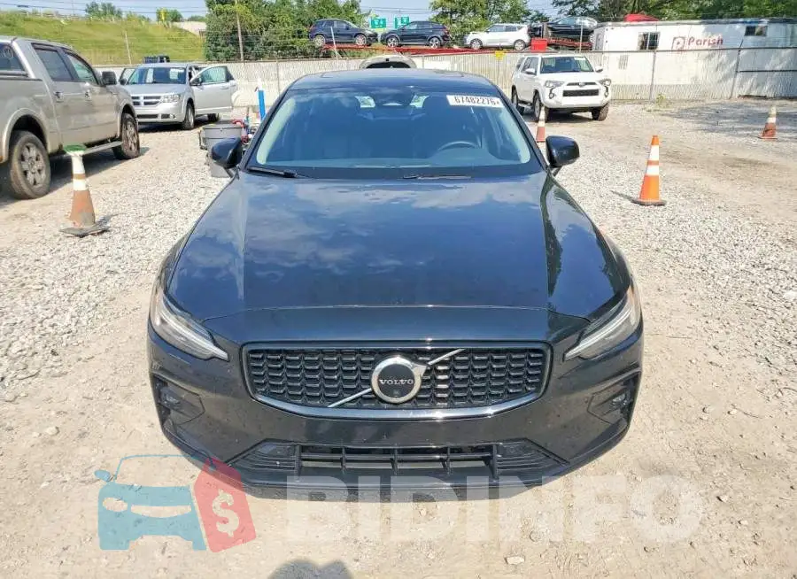 7JRL12TW4PG244386 Photo# 5