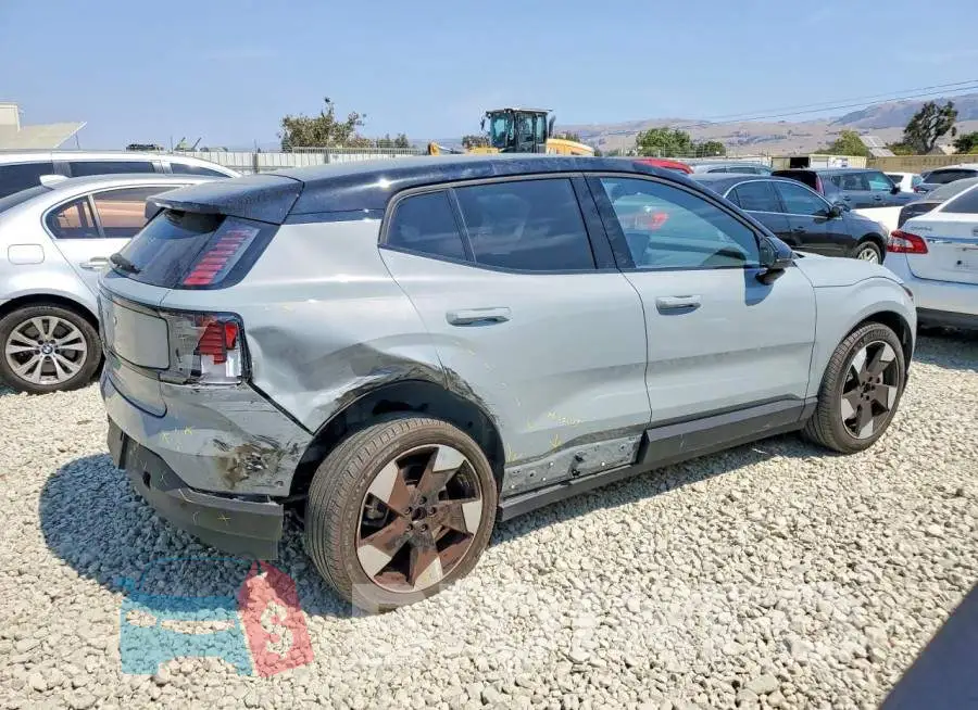 YV4EK3ZL2SS156253 Photo# 3