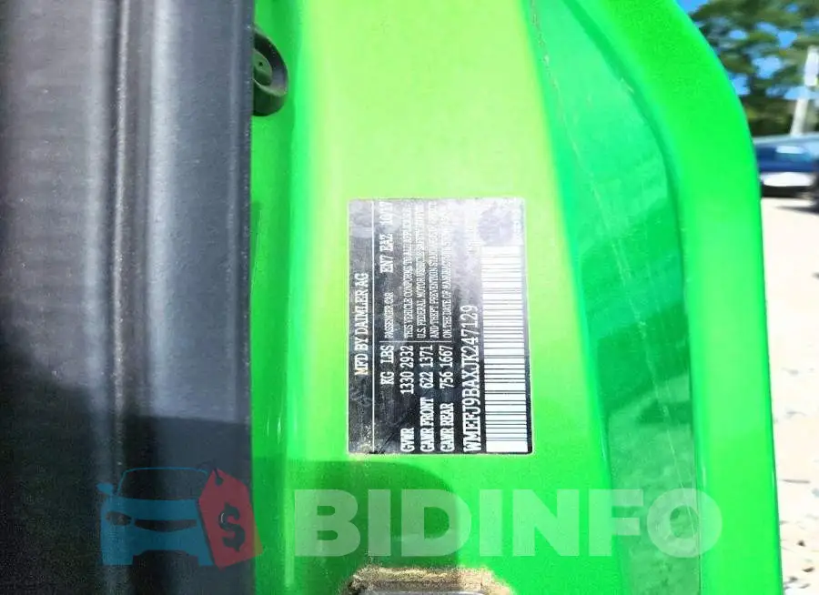 WMEFJ9BAXJK247129 Photo# 13