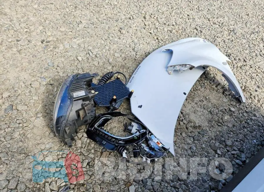 WMEFJ9BAXJK247129 Photo# 12