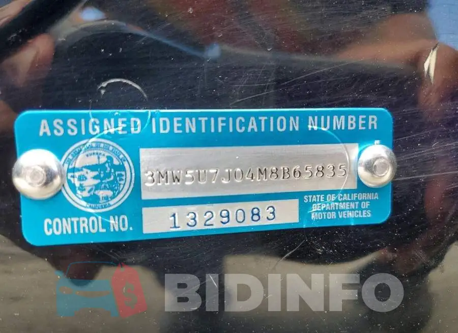 3MW5U7J04M8B65835 Photo# 12