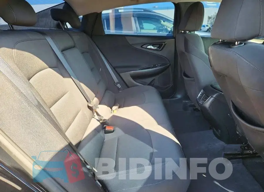 1G1ZD5ST9KF122087 Photo# 10