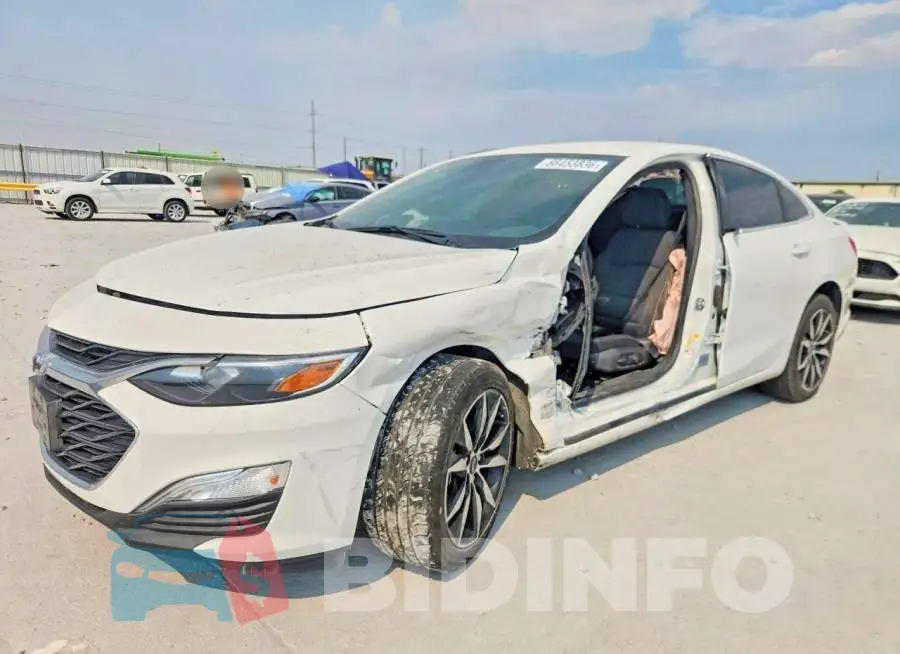 1G1ZG5ST0RF184219 Photo# 1