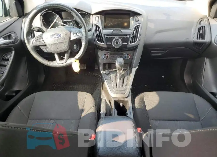 1FADP3M27JL298224 Photo# 8