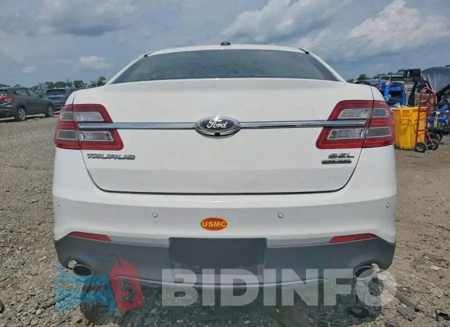 1FAHP2E89JG102372 Photo# 6