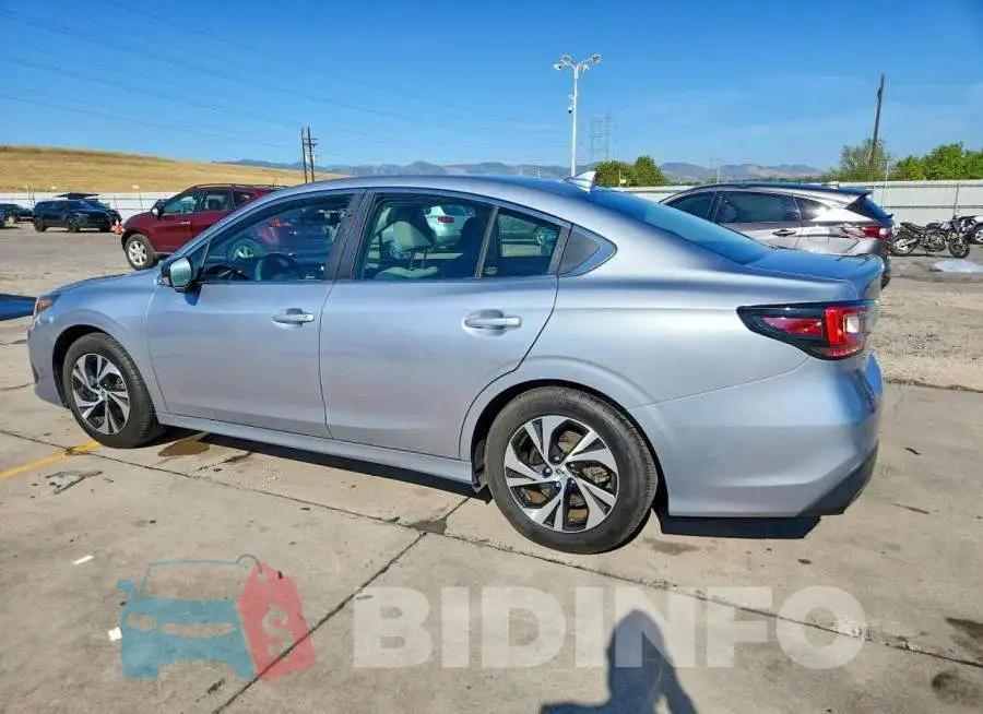 4S3BWAB64L3032015 Photo# 2
