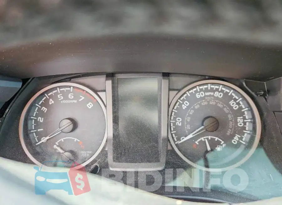 3TMCZ5AN4KM212913 Photo# 9