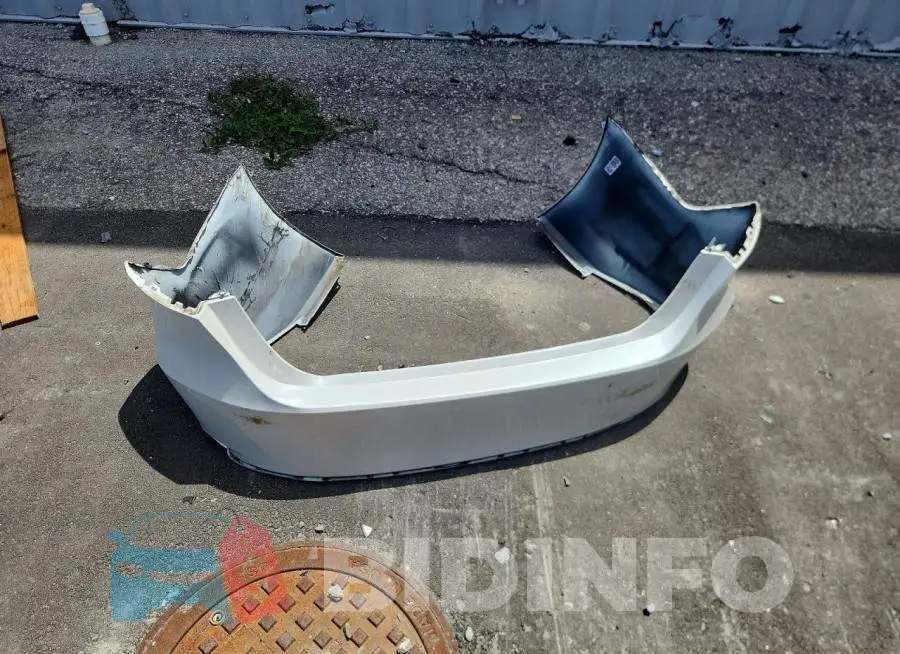 4T1F11AK2PU076928 Photo# 12