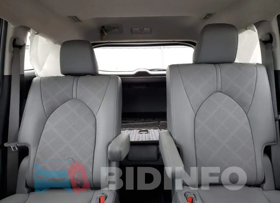 5TDEBRCH4RS617482 Photo# 10