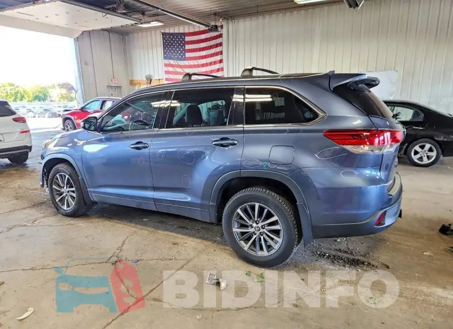 5TDJZRFHXJS907753 Photo# 2