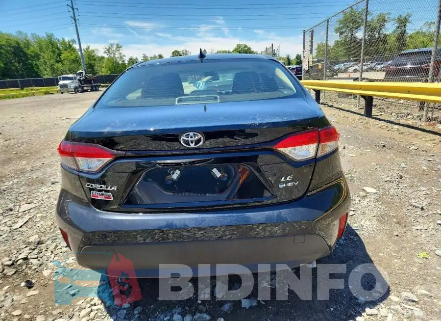 JTDBCMFE6T3147422 Photo# 6