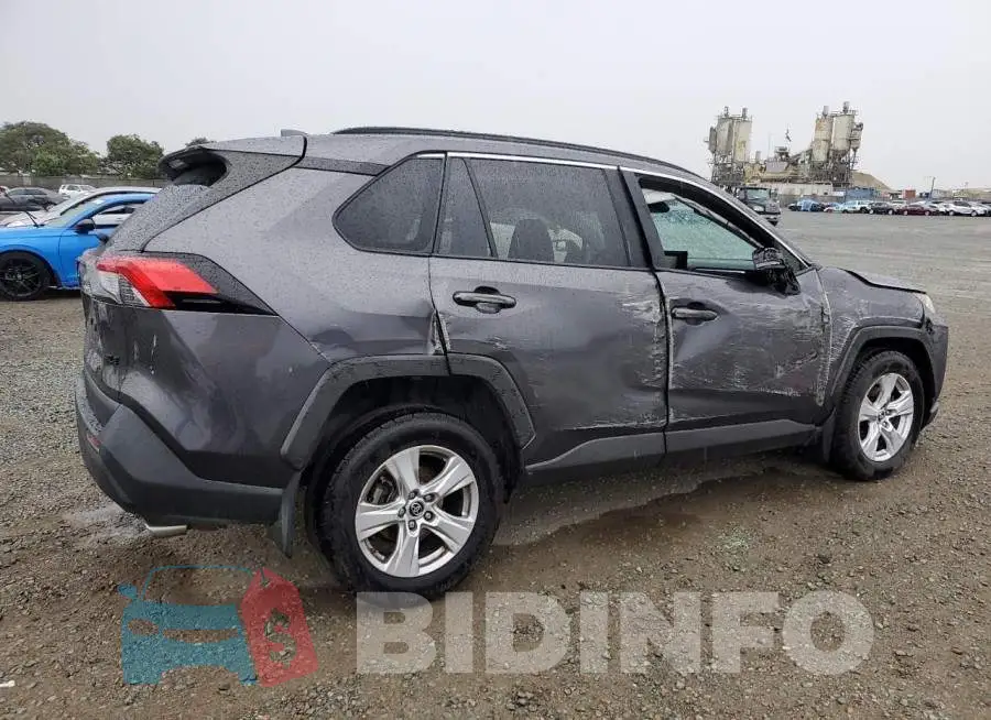JTMW1RFV0KJ014167 Photo# 3