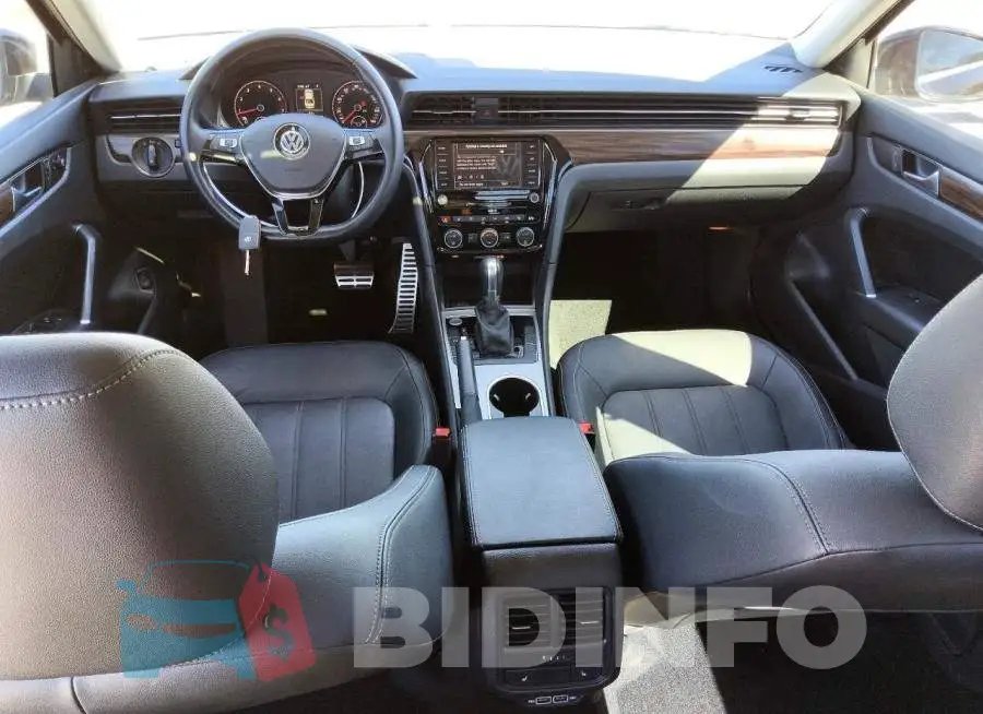 1VWCA7A34LC009893 Photo# 8