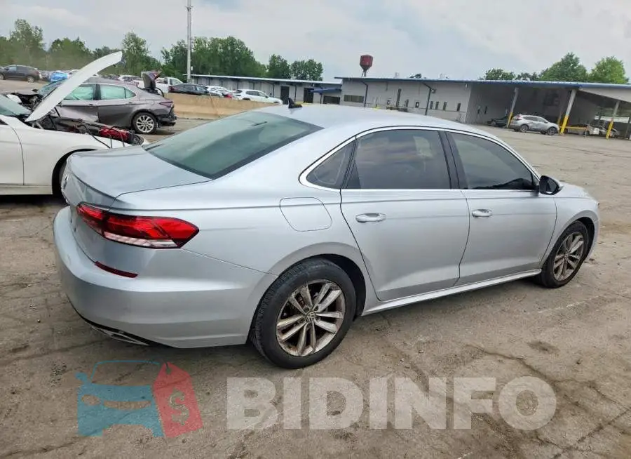 1VWSA7A39LC026068 Photo# 3