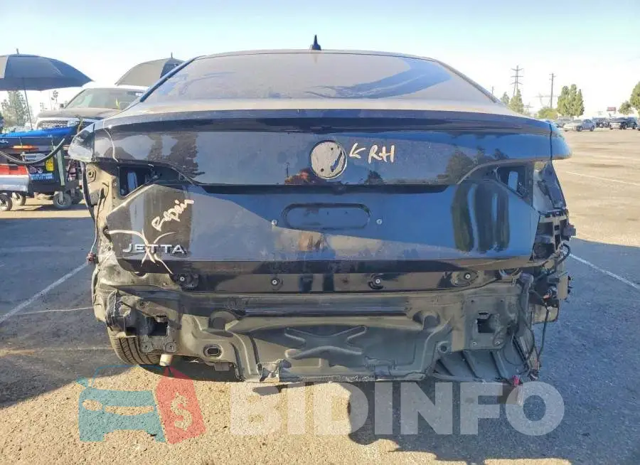 3VW5M7BU9RM098858 Photo# 6