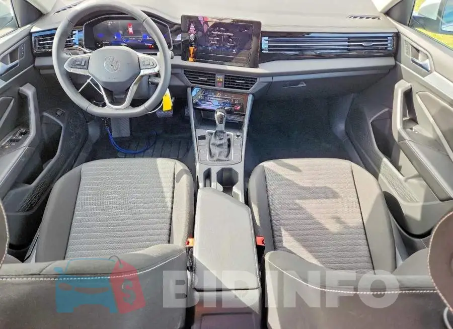 3VW5W7BU5TM069813 Photo# 8