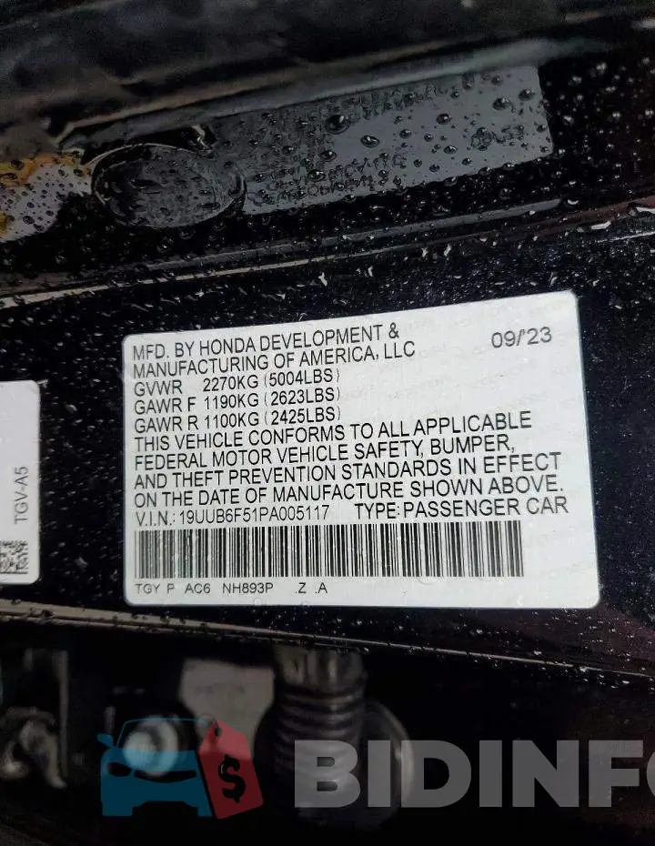 19UUB6F51PA005117 Photo# 13