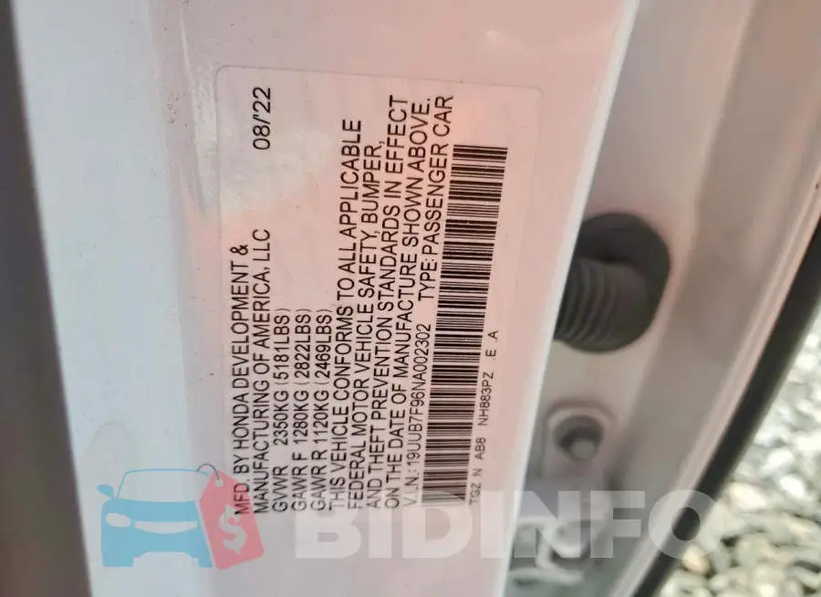 19UUB7F96NA002302 Photo# 12