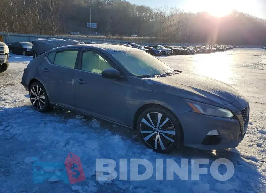 1N4BL4CV7LC129389 Photo# 4