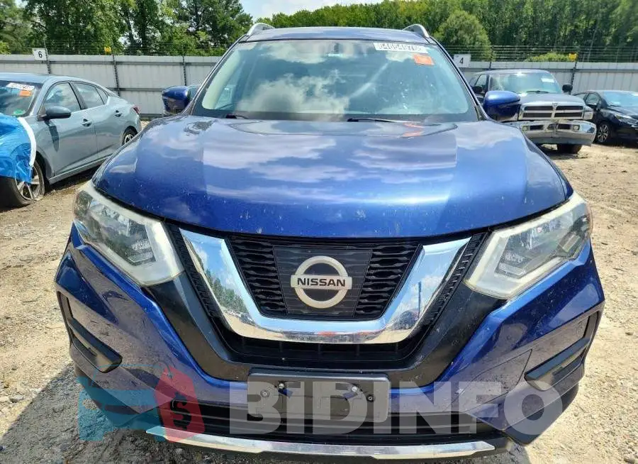 JN8AT2MTXHW152389 Photo# 5