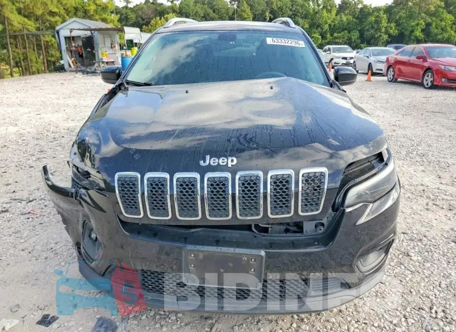 1C4PJLCB1KD149748 Photo# 5