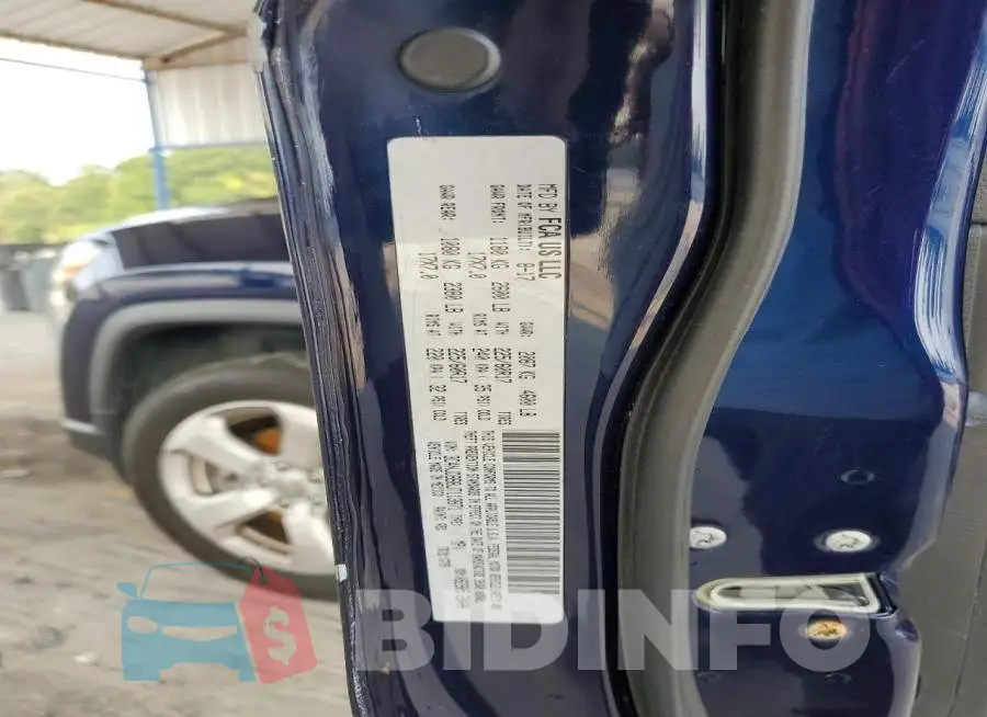 3C4NJDBB8JT113871 Photo# 12
