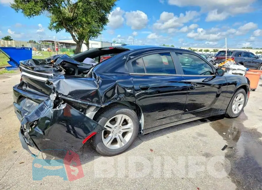 2C3CDXBG3KH546797 Photo# 3