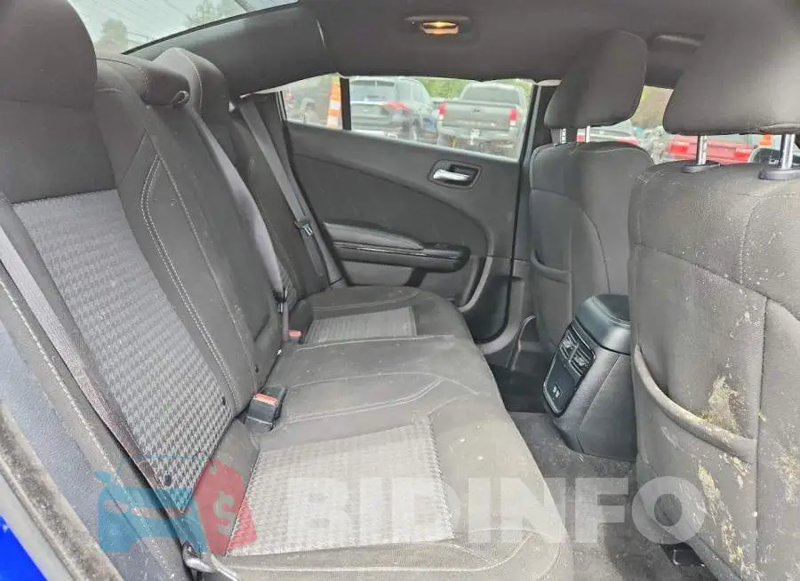 2C3CDXBG3MH674816 Photo# 10