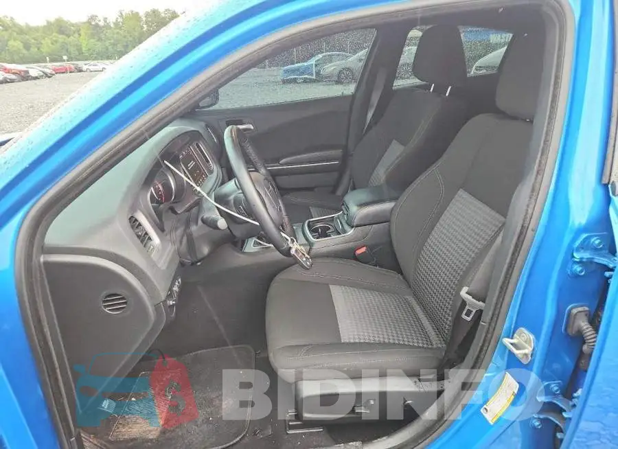 2C3CDXBG5PH656855 Photo# 7