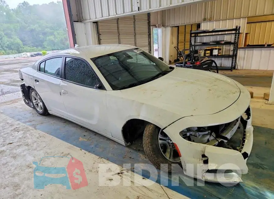 2C3CDXBG6PH630779 Photo# 4