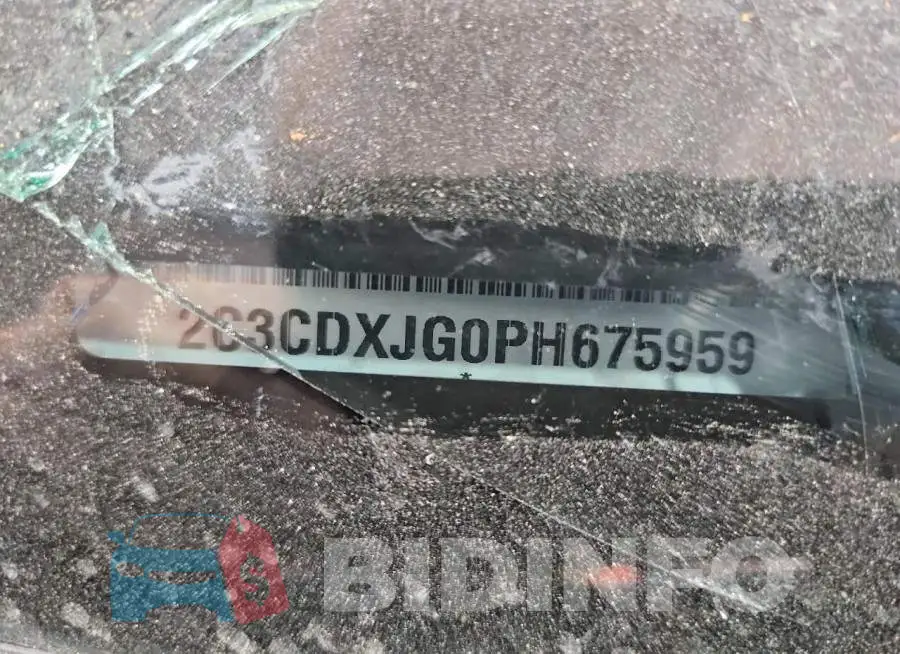 2C3CDXJG0PH675959 Photo# 12