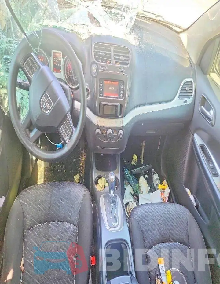 3C4PDCAB8HT675680 Photo# 8