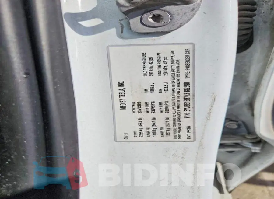5YJ3E1EB7KF182590 Photo# 12