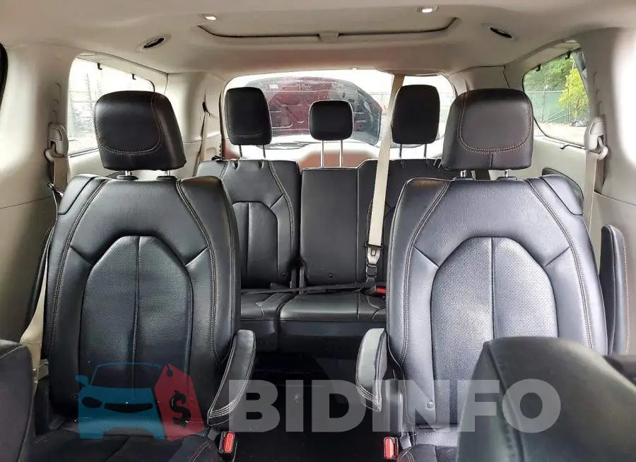 2C4RC1EG8KR738325 Photo# 10