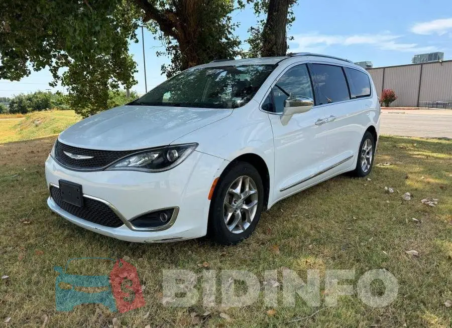 2C4RC1GG4JR276048 Photo# 2