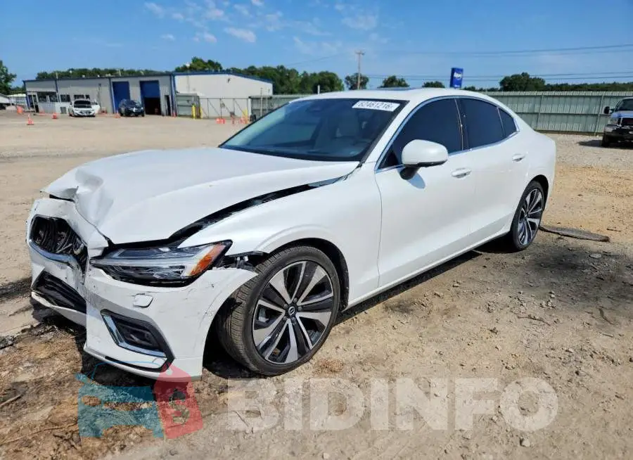 7JRL12FA1PG252333 Photo# 1