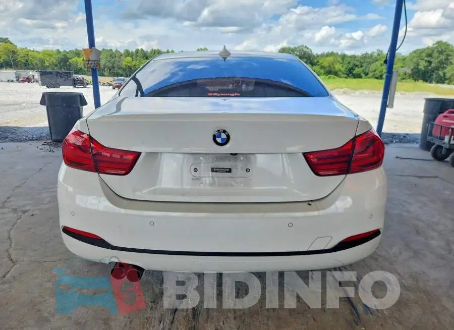 WBA4W3C56KAF93353 Photo# 6