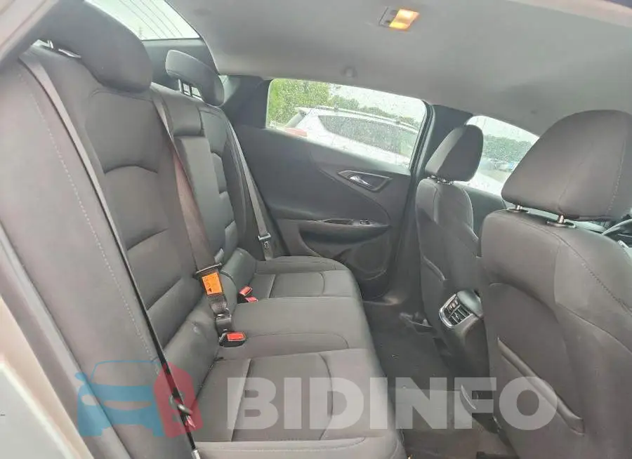 1G1ZD5ST5NF142244 Photo# 10