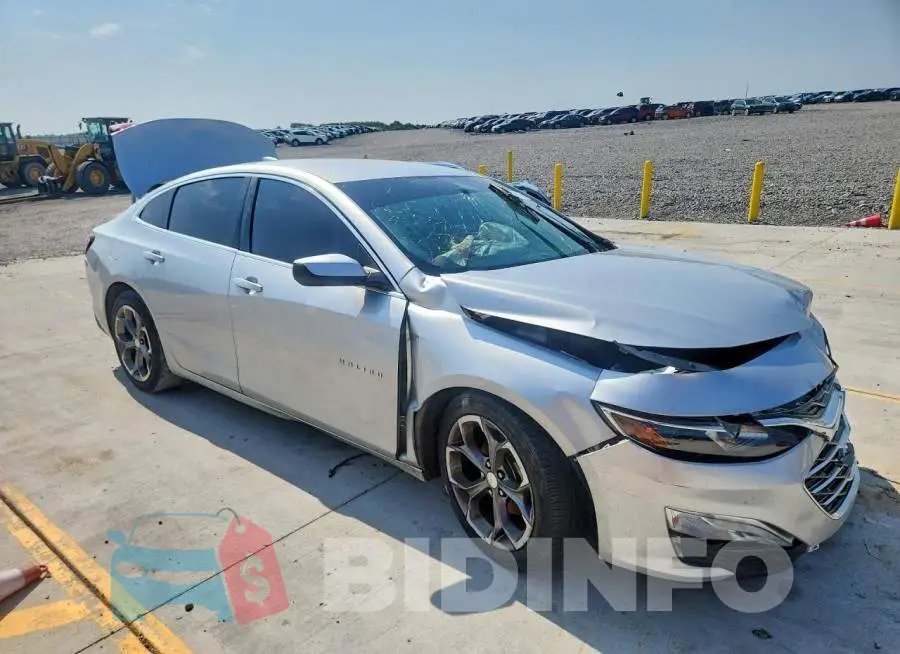 1G1ZD5ST6LF101036 Photo# 4
