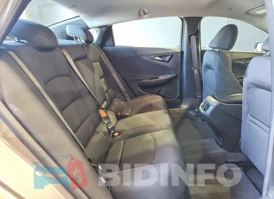 1G1ZD5ST6SF147092 Photo# 10