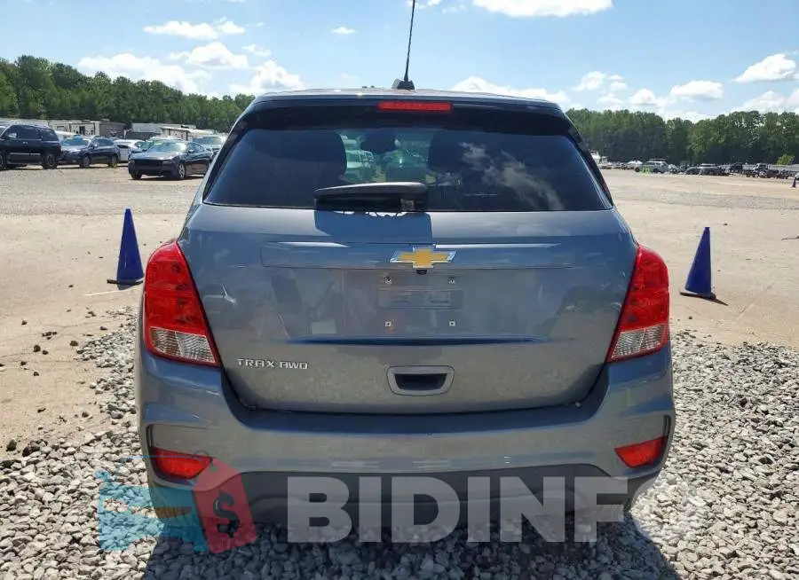 3GNCJNSB8LL158672 Photo# 6